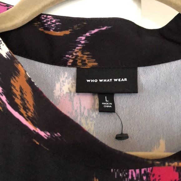 Dress - Picture 2 of 3